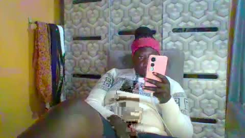 lindah32 online show from July 7, 10:03 pm