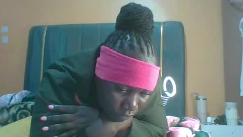 lindah32 online show from July 11, 11:06 pm