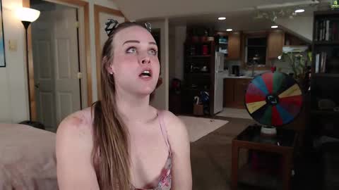 Snapshot of ladyboyhomemaker chatting on February 19, 8:55 am ladyboyhomemaker online show from February 19, 8:55 am