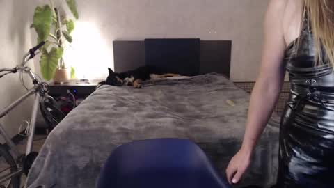 Snapshot of ladyboyhomemaker chatting on September 20, 7:20 am ladyboyhomemaker online show from September 20, 7:20 am