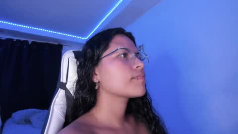  Lady  online show from January 21, 6:11 am