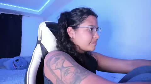  Lady  online show from January 25, 2:58 am