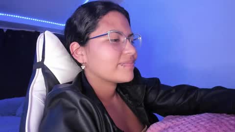  Lady  online show from January 27, 2:31 am