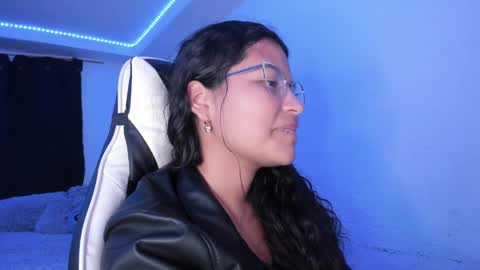  Lady  online show from January 27, 5:36 am