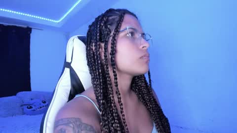  Lady  online show from February 5, 6:13 am