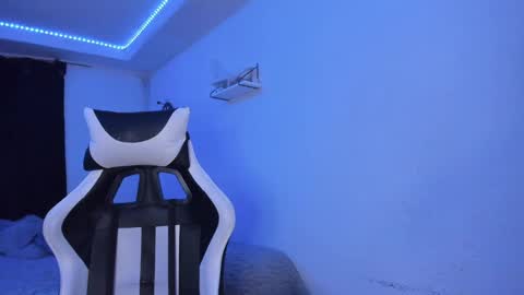  Lady  online show from February 12, 6:08 am