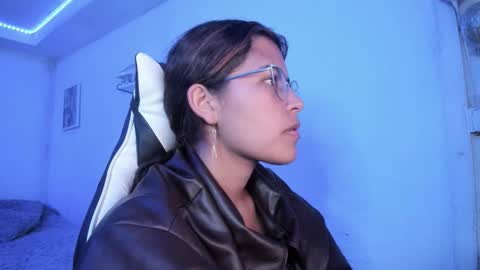  Lady  online show from February 3, 1:04 am