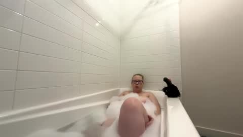 LadyCherieLynn online show from January 7, 4:42 pm