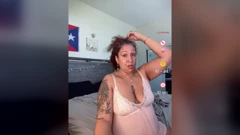 Snapshot of ladycreamypr1 chatting on July 14, 5:51 pm onlyfans Ladycreamypr online show from July 14, 5:51 pm