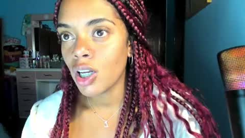 leidy daniela online show from December 2, 4:53 am