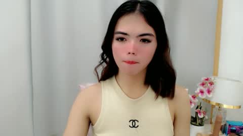 Snapshot of ladyfucker_ chatting on September 18, 7:10 am ladyfucker_ online show from September 18, 7:10 am