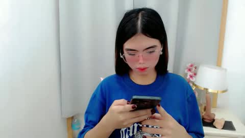 Snapshot of ladyfucker_ chatting on September 29, 10:20 am ladyfucker_ online show from September 29, 10:20 am