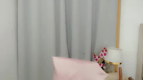 Snapshot of ladyfucker_ chatting on October 5, 12:20 am ladyfucker_ online show from October 5, 12:20 am