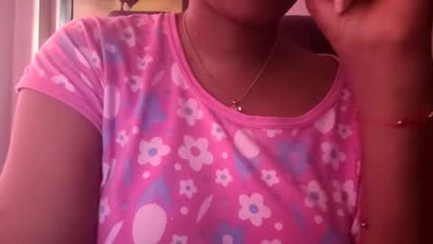 Snapshot of ladygarciaa chatting on October 14, 6:52 pm ladygarciaa online show from October 14, 6:52 pm