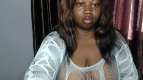 youngladynina online show from May 10, 8:52 am