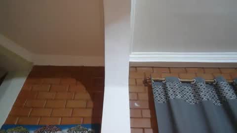 Sarah  Sam online show from October 11, 10:52 pm