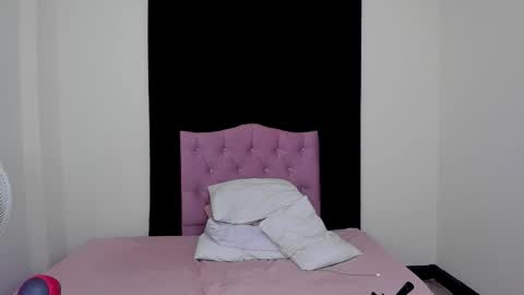 Ladysexy hot19  online show from January 15, 2:05 am