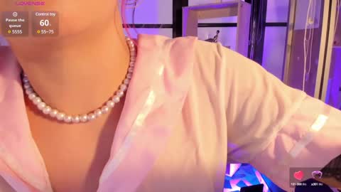 Lady  online show from February 6, 7:02 am