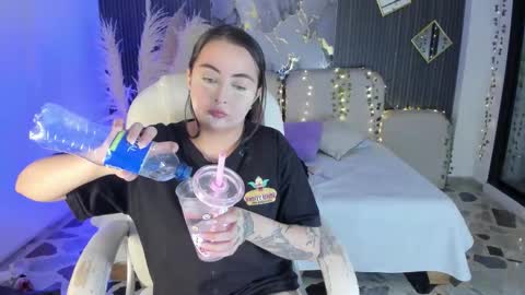 Lady  online show from January 10, 4:25 am