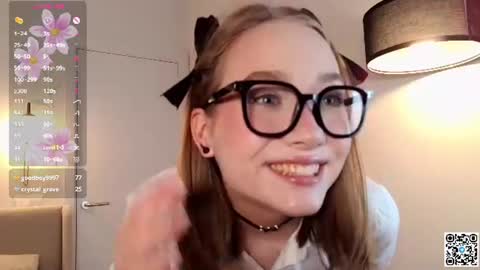 Snapshot of laenyssarael chatting on June 21, 10:45 pm Cassie online show from June 21, 10:45 pm
