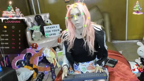 Skinnygirl online show from January 7, 1:28 am