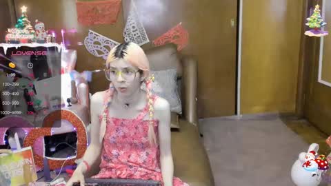 Skinnygirl online show from February 27, 12:43 am