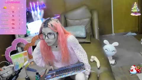 Skinnygirl online show from September 9, 12:43 am