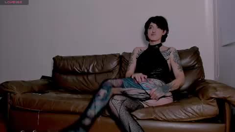 laflur_inkk online show from July 21, 6:10 pm
