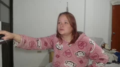  paola and a guest lol    online show from September 30, 1:49 pm