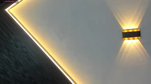    online show from March 22, 12:14 am