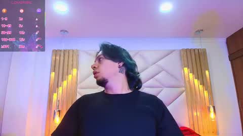 laia_and_damian online show from October 15, 7:36 pm