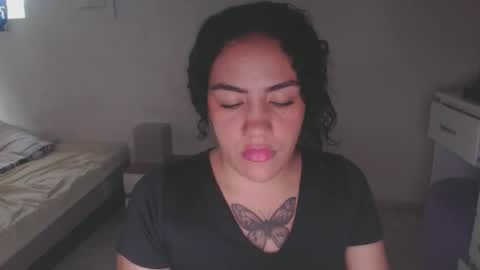laila_silk online show from June 5, 10:37 pm