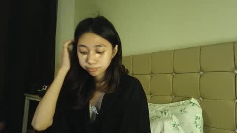 Snapshot of lailah444 chatting on May 10, 12:10 pm lailah444 online show from May 10, 12:10 pm