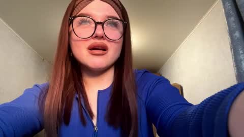 Laila online show from January 17, 1:27 pm