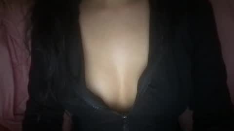 Snapshot of lailayousef chatting on January 3, 2:32 am Laila Yousef online show from January 3, 2:32 am