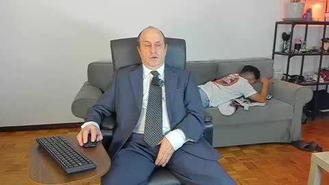 lajose52 online show from November 7, 8:09 pm