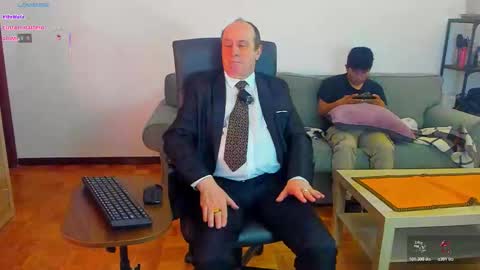 lajose52 online show from December 5, 7:43 pm