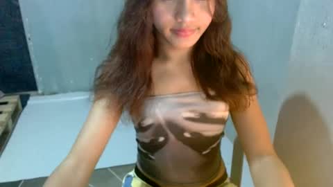 lakshmi_kemfra online show from June 16, 3:53 am
