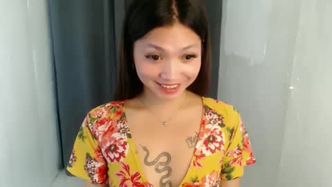 lala_lany online show from April 12, 6:51 am