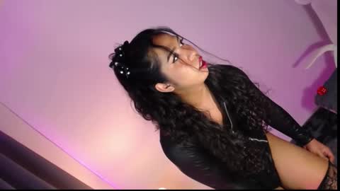 luna  online show from September 19, 9:22 am