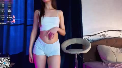 Julia online show from October 28, 9:57 am