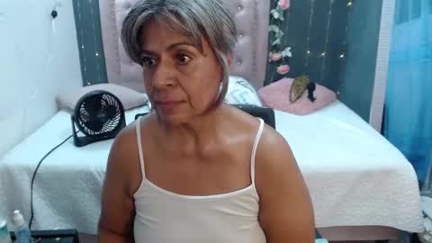 lalisha online show from February 9, 9:17 pm