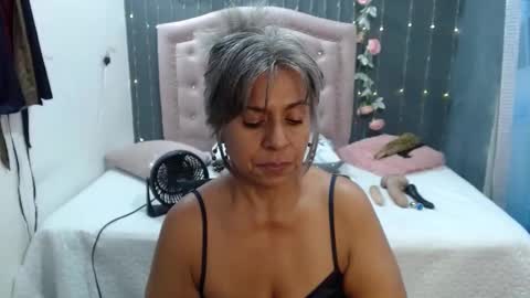 lalisha online show from February 16, 5:15 am