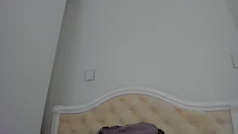 Snapshot of lallie_ chatting on September 18, 3:47 pm Lallie online show from September 18, 3:47 pm