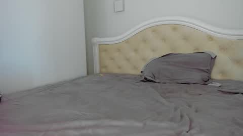 Snapshot of lallie_ chatting on September 23, 3:15 pm Lallie online show from September 23, 3:15 pm