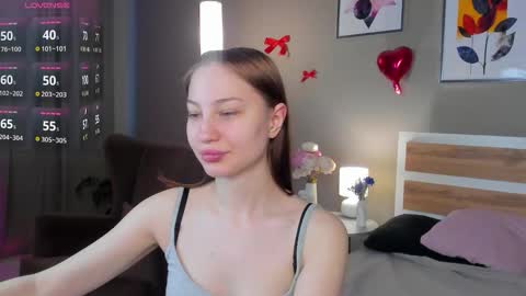 Snapshot of lallycute chatting on February 18, 11:39 am Lali online show from February 18, 11:39 am