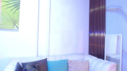 Laura online show from October 9, 12:25 pm