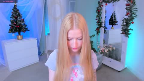 Laly online show from January 6, 4:13 pm