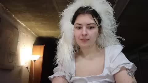 I work 5PM to 9 PM EST  New York online show from December 24, 9:44 pm