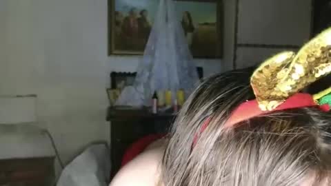 I work 5PM to 9 PM EST  New York online show from December 22, 6:38 pm